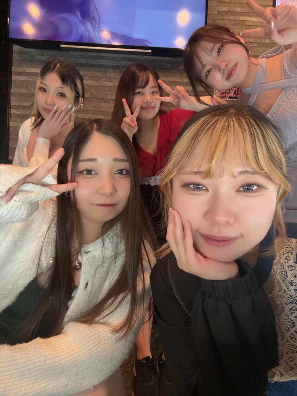 キャスト